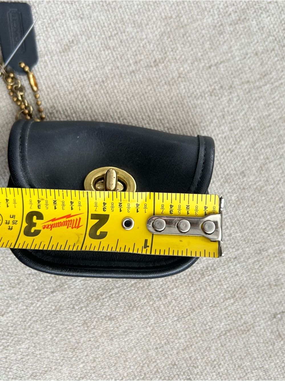 Vintage Coach Black Leather Mini Key Bag with Gold Turnlock - Picture 9 of 14